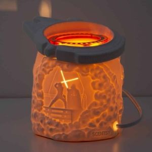 STAR WARS Millennium Falcon Scentsy Warmer FULL SIZE, New with Box